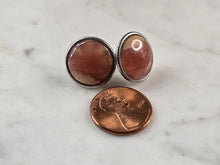 Load image into Gallery viewer, Womens Vintage Estate Sterling Silver Carnelian Stud Earrings 5.9g E3283