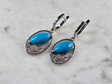 Load image into Gallery viewer, Womens Vintage Estate Sterling Silver Turquoise Earrings 5.8g E3289