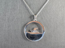 Load image into Gallery viewer, Womens Sterling Silver Sea Turtle Pendant Necklace 7.3g E3301