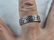 Load image into Gallery viewer, Mens Estate Sterling Silver Modernist Band Ring 5.5g E3320