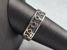 Load image into Gallery viewer, Womens Vintage Estate Sterling Silver Female Venus Band Ring 3.9g E3324