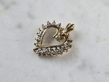 Load image into Gallery viewer, Womens Vintage Estate 10K Yellow Gold Diamond Heart Pendant 1.4g E3354