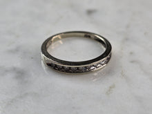 Load image into Gallery viewer, Womens Vintage Estate 10K White Gold Diamond Ring 1.8g E3366