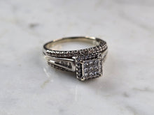 Load image into Gallery viewer, Womens Vintage Estate 10K White Gold Diamond Ring, 5.1g E3368