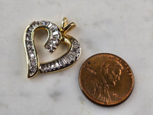 Load image into Gallery viewer, Womens Vintage Estate 14K Yellow Gold Diamond Heart Pendant 4.2g E3418