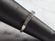 Load image into Gallery viewer, Womens Vintage Estate 14k White Gold Diamond Ring 2.1g E3429