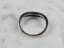 Load image into Gallery viewer, Womens Vintage Estate 14k White Gold Diamond Ring 2.1g E3429