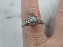 Load image into Gallery viewer, Womens Vintage Estate 14K White Gold Diamond Ring, 3.4g E3432