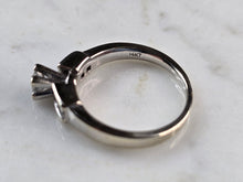 Load image into Gallery viewer, Womens Vintage Estate 14K White Gold Diamond Ring, 3.7g E3434