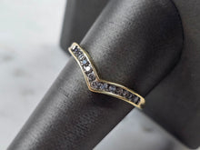 Load image into Gallery viewer, Womens Vintage Estate 14K Yellow Gold Diamond Ring 2.1g E3452