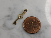 Load image into Gallery viewer, Womens Sterling Silver Gold Tone Key to My Heart Pendant Necklace 2.1g E3496