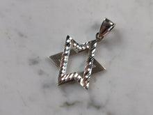 Load image into Gallery viewer, Womens Sterling Silver Modernist Star of David Pendant Necklace 7.3g E3498