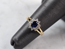Load image into Gallery viewer, Womens Vintage Estate 14K Yellow Gold Sapphire &amp; Diamond Ring 2.2g #E3505