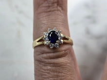 Load image into Gallery viewer, Womens Vintage Estate 14K Yellow Gold Sapphire &amp; Diamond Ring 2.2g #E3505