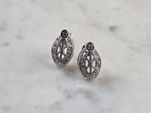 Load image into Gallery viewer, Womens Vintage Estate Sterling Silver CZ Earrings 3.8g E3543