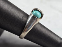 Load image into Gallery viewer, Womens Vintage Estate Sterling Silver Turquoise Ring 4.0g E3551