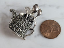 Load image into Gallery viewer, Womens Vintage Estate Sterling Silver Flower Brooch 6.4g E3552