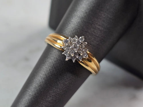 Lovely Womens Vintage Estate 14K Yellow Gold Diamond Cluster Ring 3.6g E3560