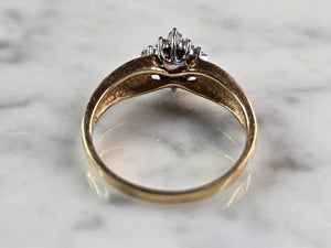 Lovely Womens Vintage Estate 14K Yellow Gold Diamond Cluster Ring 3.6g E3560