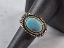 Load image into Gallery viewer, Womens Vintage Estate Sterling Silver Turquoise Ring 6.7g E3564
