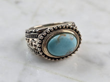Load image into Gallery viewer, Womens Vintage Estate Sterling Silver Turquoise Ring 6.7g E3564