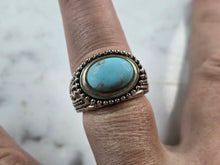 Load image into Gallery viewer, Womens Vintage Estate Sterling Silver Turquoise Ring 6.7g E3564