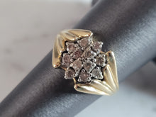 Load image into Gallery viewer, Womens Vintage Estate 14k Gold Diamond Cluster Ring 4.3g E3578