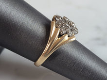 Load image into Gallery viewer, Womens Vintage Estate 14k Gold Diamond Cluster Ring 4.3g E3578
