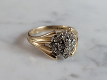 Load image into Gallery viewer, Womens Vintage Estate 14k Gold Diamond Cluster Ring 4.3g E3578