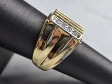Load image into Gallery viewer, Mens Vintage Estate 14K Yellow Gold Diamond Ring 6.0g E3588