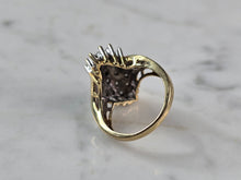 Load image into Gallery viewer, Vintage Estate 10K Yellow Gold &amp; Diamond Cluster Ring 5.8g E3591