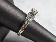 Load image into Gallery viewer, Womens Vintage Estate 14K White Gold Diamond Ring 5.4g E3599
