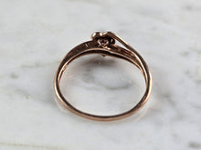 Load image into Gallery viewer, Womens Vintage Estate 10K Rose Gold Diamond Heart Ring 2.3g E3603