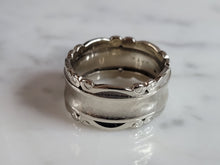 Load image into Gallery viewer, Womens Vintage Estate 14K White Gold Cigar Band Ring, 6.0g E3609