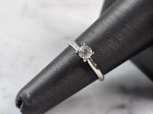 Load image into Gallery viewer, Womens Vintage Estate 14k White Gold Diamond Engagement Ring 2.4g  #E3611