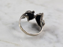 Load image into Gallery viewer, Womens Vintage Estate Sterling Silver Dolphins Ring 3.4g E3670