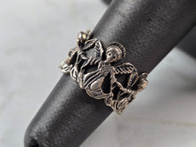 Load image into Gallery viewer, Womens Vintage Estate Sterling Silver Angel Fairy Ring 3.5g E3673