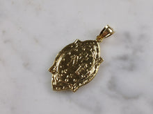 Load image into Gallery viewer, Womens Sterling Silver Gold Tone Virgin Mary Pendant Necklace 3.9g E3675