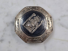 Load image into Gallery viewer, Womens Vintage Estate Sterling Silver Inca Mayan Brooch 10.0g E3682