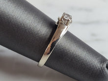 Load image into Gallery viewer, Womens Vintage Estate 10k White Gold Diamond Ring 2.3g #E3697