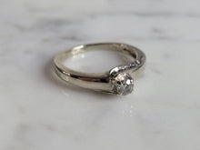 Load image into Gallery viewer, Womens Vintage Estate 10k White Gold Diamond Ring 2.3g #E3697