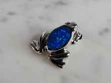 Load image into Gallery viewer, Womens Sterling Silver Blue Opal Frog Pendant 3.0g E3717