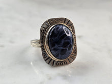 Load image into Gallery viewer, Womens Vintage Estate Sterling Silver Modernist Sodalite Ring 7.5g E3746