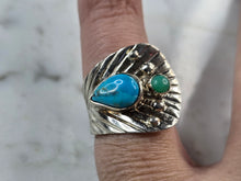 Load image into Gallery viewer, Womens Vintage Sterling Silver Southwestern Turquoise Ring 7.9g E3749