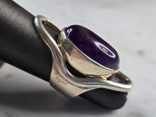 Load image into Gallery viewer, Womens Vintage Estate Sterling Silver Modernist Amethyst Ring 15.0g E3751