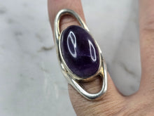 Load image into Gallery viewer, Womens Vintage Estate Sterling Silver Modernist Amethyst Ring 15.0g E3751