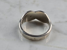 Load image into Gallery viewer, Womens Vintage Estate Sterling Silver Modernist Ring 6.6g E3754