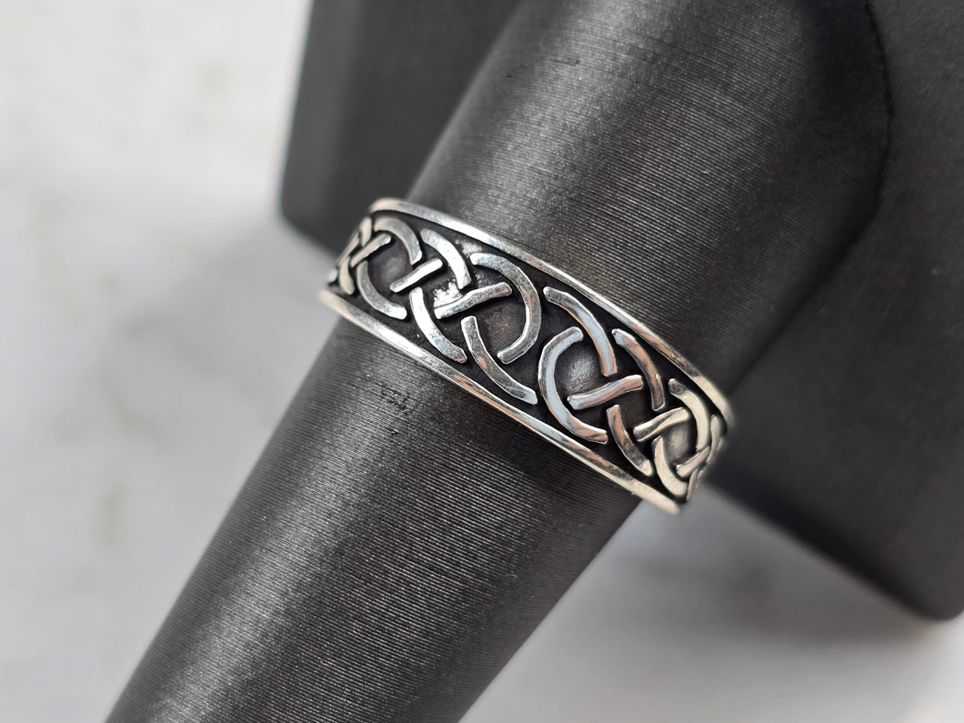Mens Vintage Estate Sterling Silver WJ Celtic Eternity Knot Ring 4.3g E3755