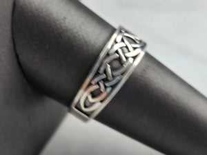 Mens Vintage Estate Sterling Silver WJ Celtic Eternity Knot Ring 4.3g E3755