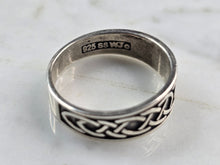 Load image into Gallery viewer, Mens Vintage Estate Sterling Silver WJ Celtic Eternity Knot Ring 4.3g E3755